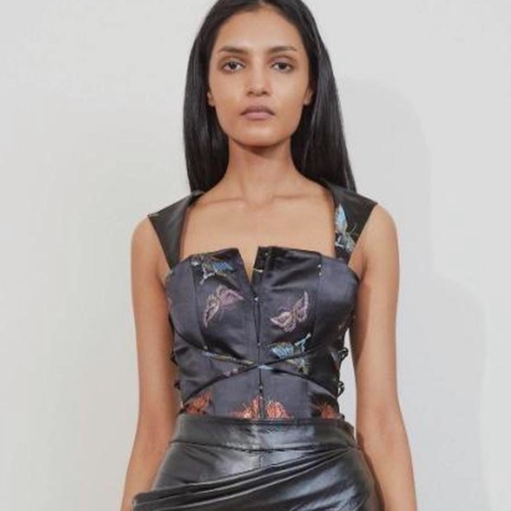 KIM SHUI butterfly lace up bustier 🦋